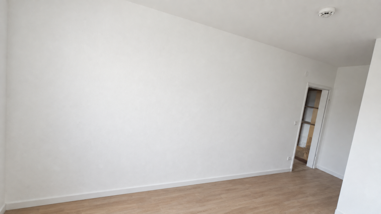 Ansicht zur Wand- und Wohnungsrenovierung – Bild 1